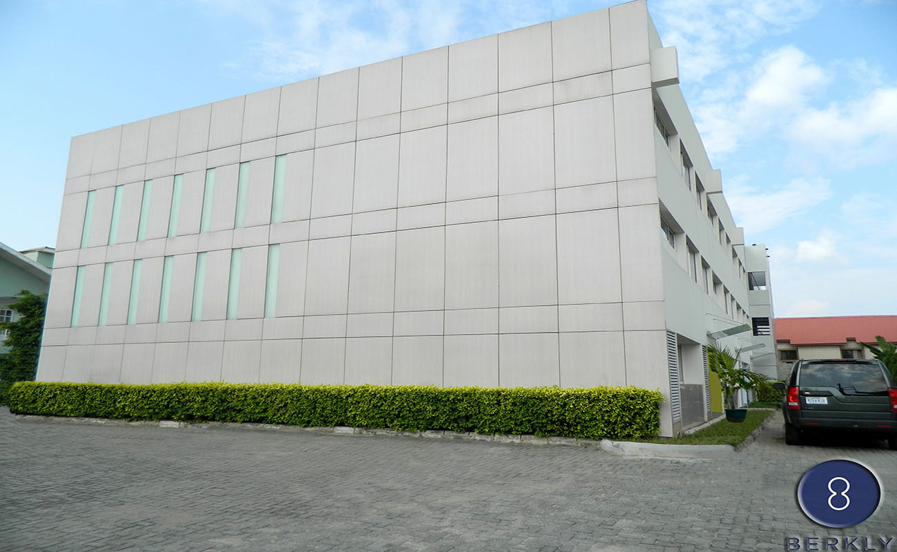 1 unit of 4 bedroom townhouse (3)