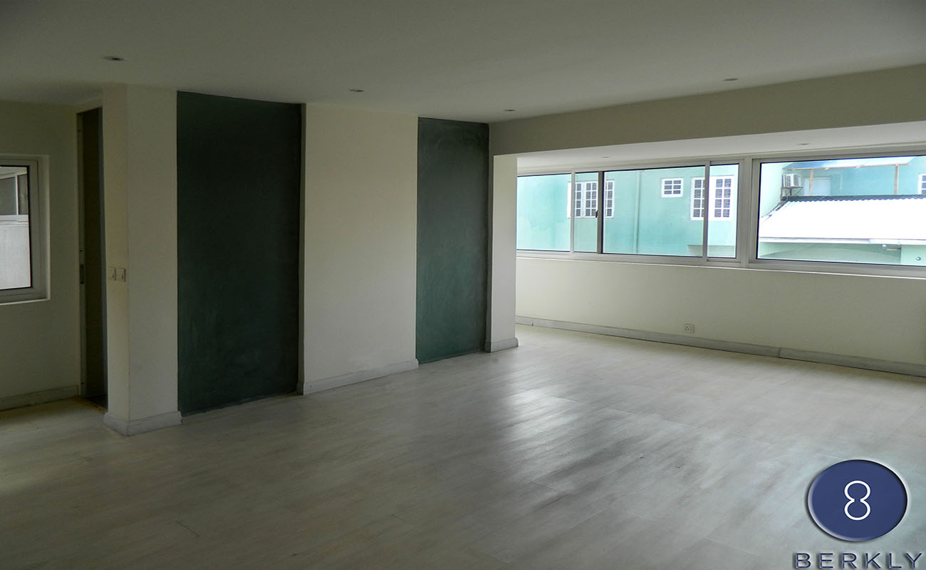 1 unit of 4 bedroom townhouse (6)