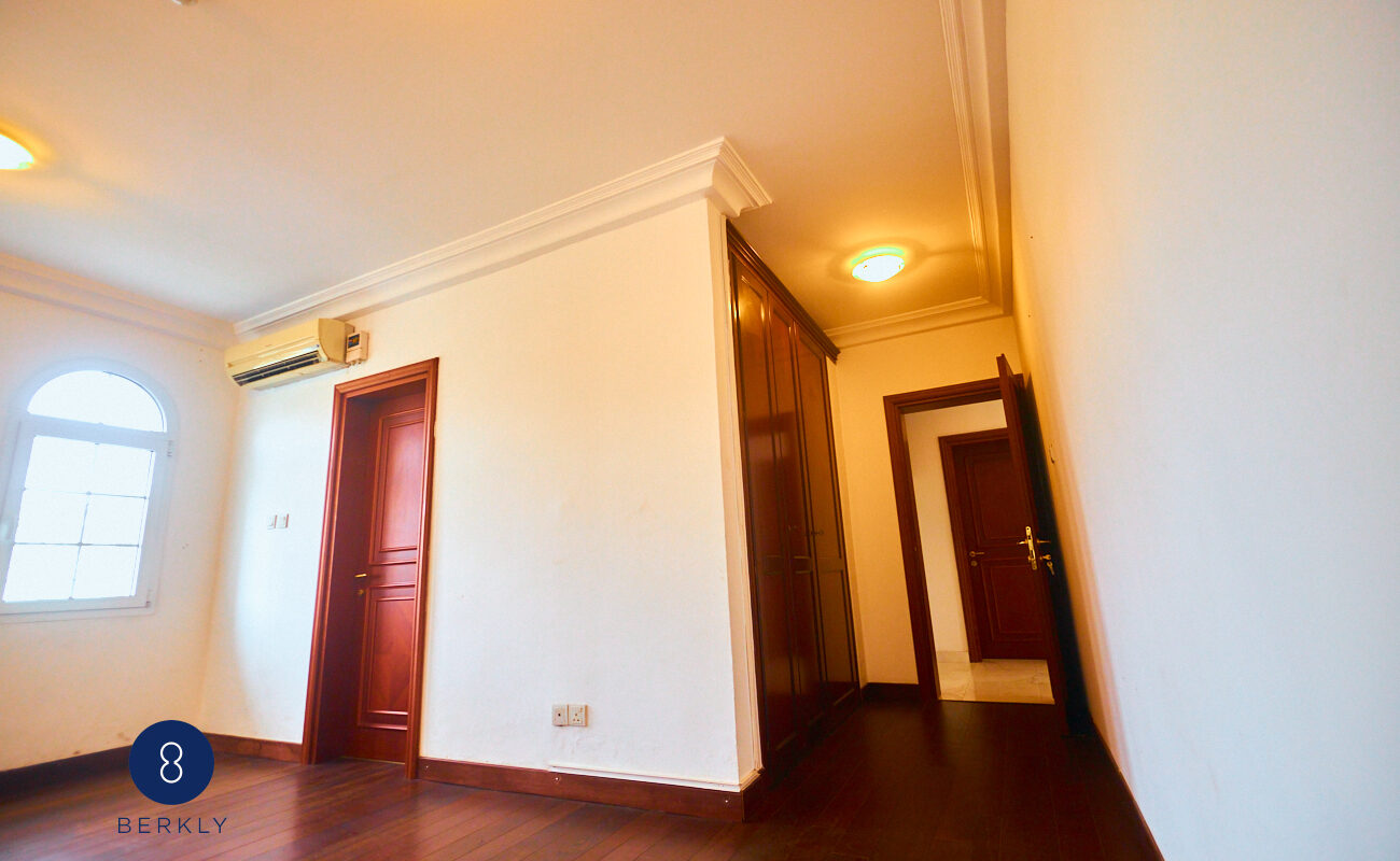 4 Bedroom Terraced Houses (15)