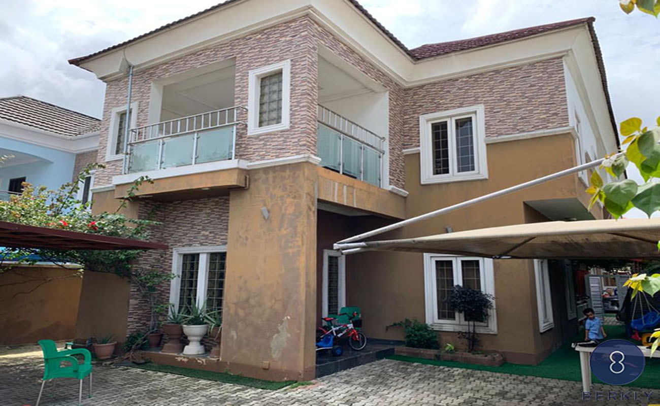 5-Bedroom Fully Detached House (1)
