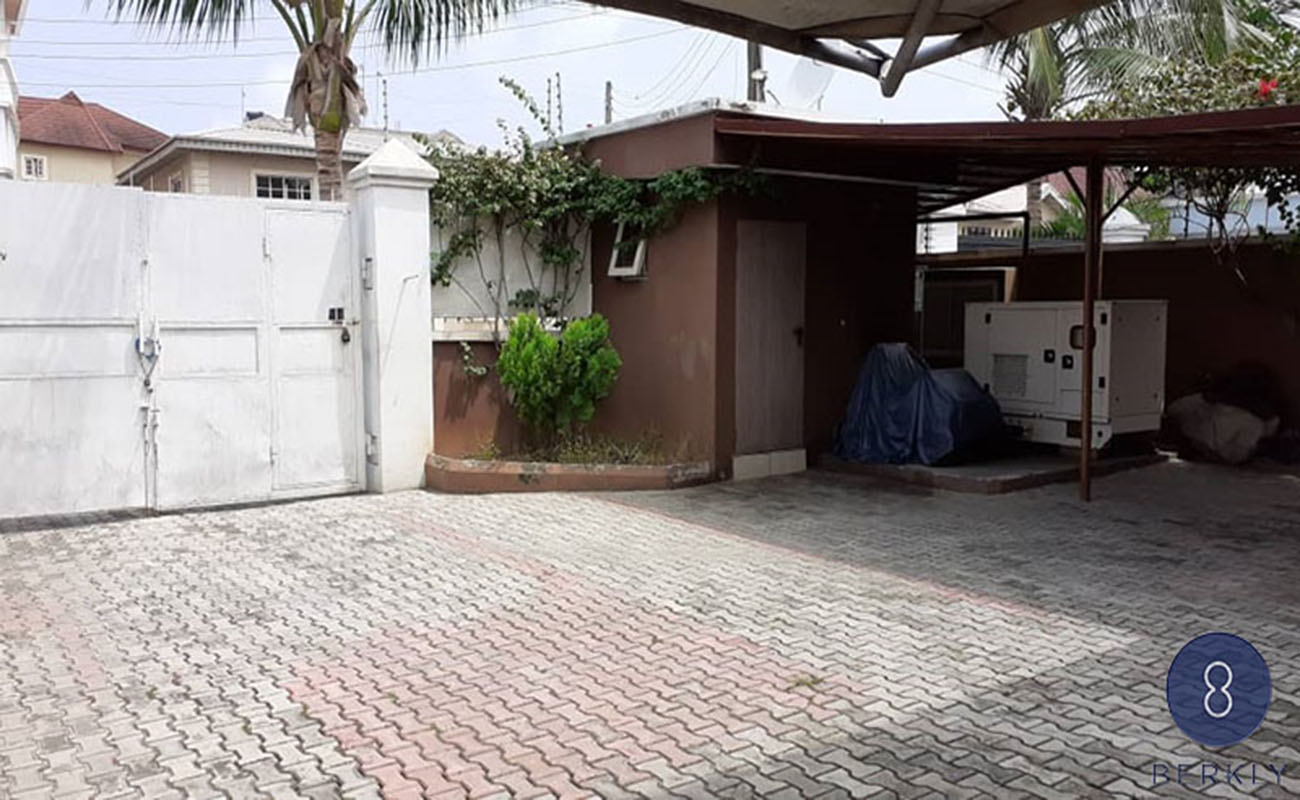 5-Bedroom Fully Detached House (3)