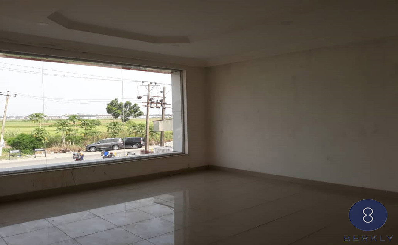 Retail Space, Lekki (1)